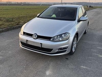 Gebraucht VW Golf VII 86 PS (63 kW) 2016 Limousine