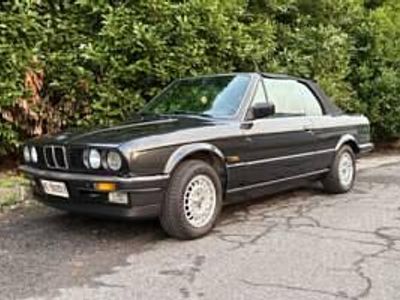 Blau Gebraucht 1989 BMW 320 Cabriolet Cabrio | € 15.000