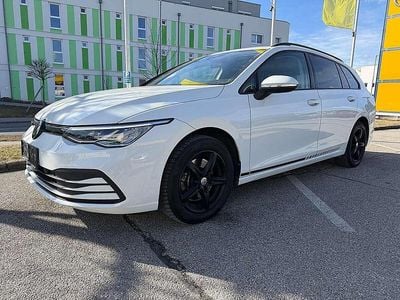 Gebraucht VW Golf VIII Life 116 PS (85 kW) 2024 Weiß Kombi