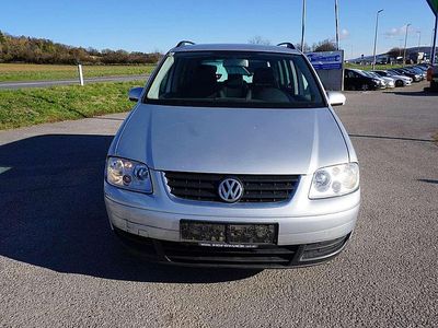 Grau Gebraucht 2003 VW Touran Trendline Van / Kleinbus | € 1.190 (Guter Preis)