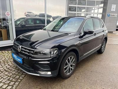 Schwarz Gebraucht 2016 VW Tiguan Comfortline SUV | € 17.590 (Teuer)