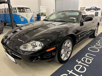 Schwarz Gebraucht 1997 Jaguar XK8 Cabrio | € 25.900