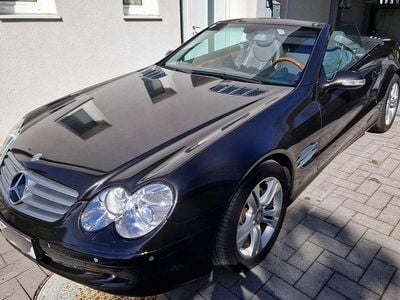 Schwarz Gebraucht 2001 Mercedes SL500 AMG Cabrio | € 24.900