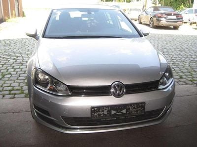 Silber Gebraucht 2015 VW Golf VII Comfortline Limousine | € 9.690 (Fairer Preis)