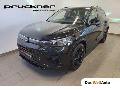 Schwarz metallic Gebraucht 2025 VW Tiguan Sport SUV | € 50.977