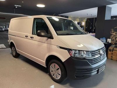 Gebraucht VW Transporter 110 PS (80 kW) 2024 Weiß Van