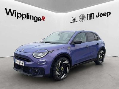 Neu Abarth 600e Scorpionissima 207 kW (282 PS) 2025 Violett SUV