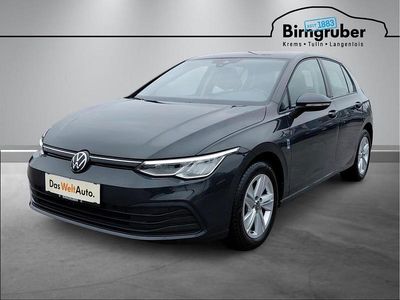 Gebraucht VW Golf VIII Life 116 PS (85 kW) 2023 Dunkelgrau  normal Limousine