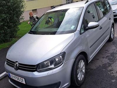 Gebraucht 2012 VW Touran Trendline Van / Kleinbus | € 5.499