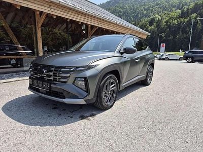 Gebraucht Hyundai Tucson 160 PS (117 kW) 2025 Grün SUV