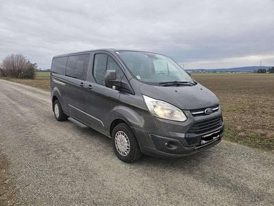 Gebraucht Ford Tourneo Titanium 131 PS (96 kW) 2017 Grau Van / Kleinbus