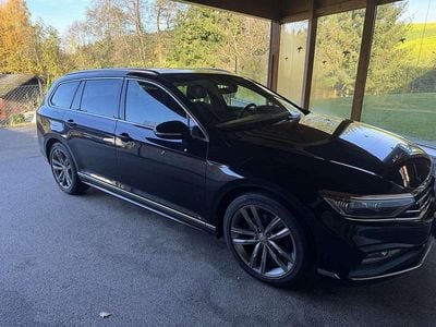 Gebraucht VW Passat Elegance 190 PS (139 kW) 2019 Schwarz Kombi