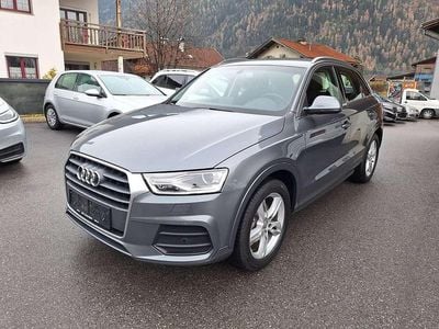 Grau Gebraucht 2015 Audi Q3 Sport SUV | € 16.900 (Guter Preis)