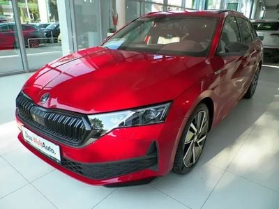 Mittelrot metallic Gebraucht 2024 Skoda Octavia SportLine Kombi | € 34.990 (Teuer)