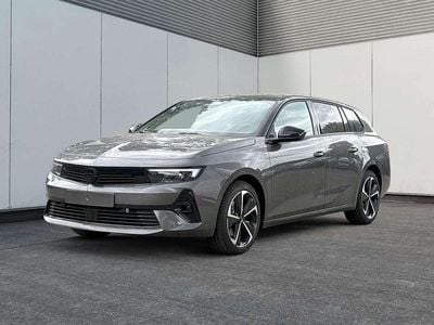 Grau Neu 2025 Opel Astra Limousine | € 32.420 (Teuer)