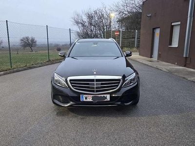 Gebraucht Mercedes C220 170 PS (125 kW) 2015 Schwarz Kombi
