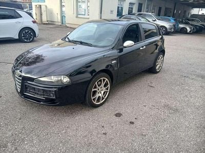 Schwarz Gebraucht 2009 Alfa Romeo 147 Kleinwagen | € 1.200