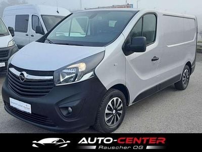 Silber Gebraucht 2015 Opel Vivaro Van / Kleinbus | € 9.990