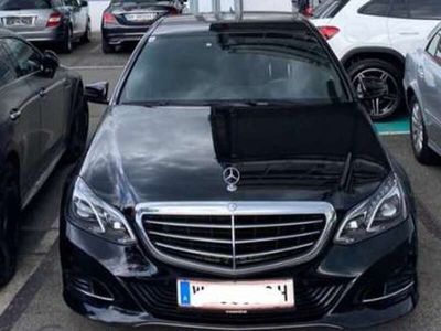 gebraucht Mercedes E220 E220 Elegance A-Edition CDI Aut. Black Edition