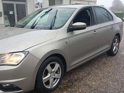 Grau Gebraucht 2013 Seat Toledo Style Limousine | € 3.450
