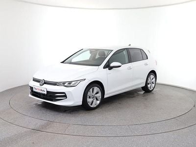 Neu VW Golf VIII 115 PS (84 kW) 2026 Weiss  normal