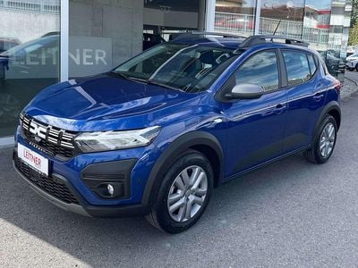 Blau Gebraucht 2023 Dacia Sandero Expression Kleinwagen | € 17.800 (Etwas zu teuer)