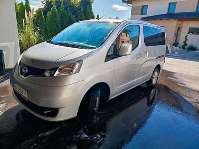 Silber Gebraucht 2017 Nissan NV200 Premium Edition Van / Kleinbus | € 14.999