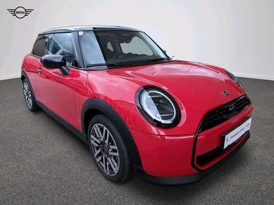 Rot Gebraucht 2024 Mini Cooper Kleinwagen | € 31.140 (Etwas zu teuer)