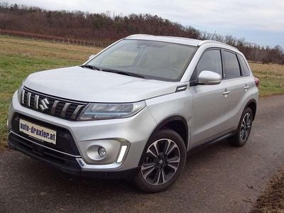 Silber Gebraucht 2022 Suzuki Vitara SUV | € 18.300
