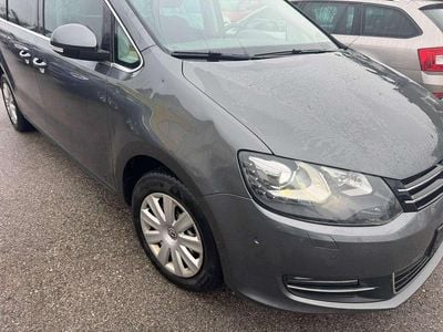 Grau Gebraucht 2010 VW Sharan Highline Van / Kleinbus | € 5.990