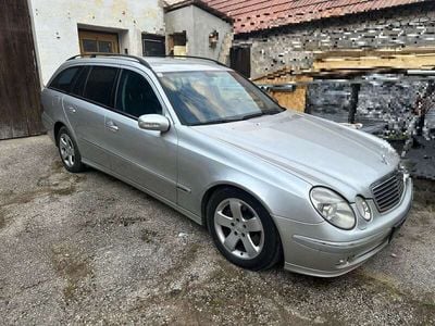 Mercedes E280