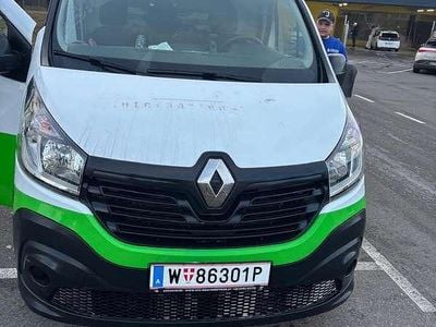 Gebraucht Renault Trafic 114 PS (83 kW) 2014 Van / Kleinbus