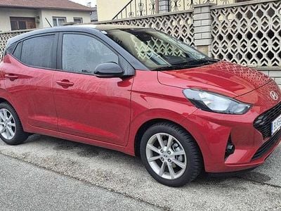 Gebraucht Hyundai i10 63 PS (46 kW) 2025 Rot Kleinwagen