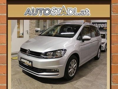Gebraucht VW Touran 150 PS (110 kW) 2022 Silber Van / Kleinbus