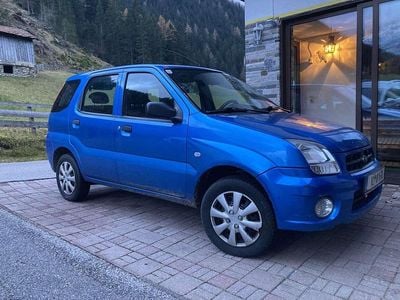 Blau Gebraucht 2003 Subaru Justy Kleinwagen | € 2.500