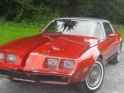 Gebraucht Pontiac Bonneville 139 PS (102 kW) 1978 Rot Limousine