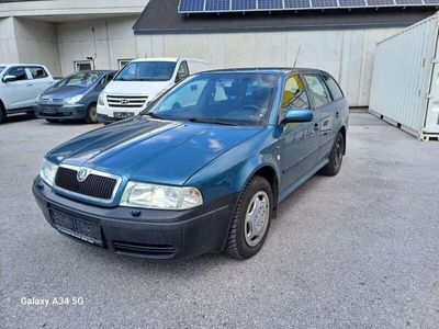 gebraucht Skoda Octavia Combi 19 Business TDI 4x4