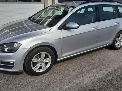 Gebraucht VW Golf VII Comfortline 110 PS (80 kW) 2016 Kombi