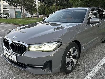 Grau Gebraucht 2020 BMW 520 Performance Kombi | € 31.970 (Etwas zu teuer)