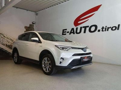 Weiß Gebraucht 2016 Toyota RAV4 Hybrid Lounge SUV | € 23.990 (Teuer)