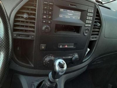 Gebraucht Mercedes Vito 163 PS (119 kW) 2015 Silber Van