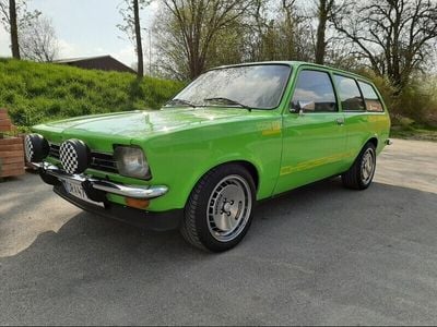 Dunkelgrün Gebraucht 1976 Opel Kadett Kombi | € 7.500