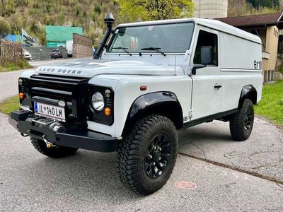 gebraucht Land Rover Defender 110" Station Wagon E 2,2