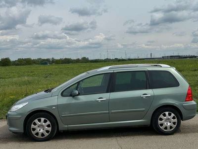 gebraucht Peugeot 307 SW OXYGO 1,6 HDi 110 (FAP)