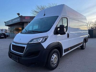 Gebraucht Peugeot Boxer 140 PS (102 kW) 2021 Weiß Van