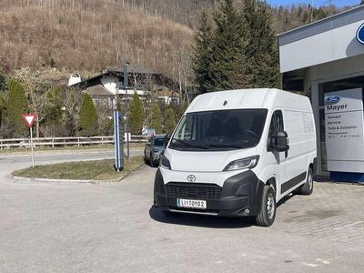 Weiß Gebraucht 2025 Toyota Proace Van / Kleinbus | € 37.487