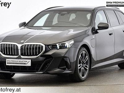 Gebraucht BMW 530e Efficient Dynamics 299 PS (219 kW) 2025 Sophistograu brillanteffekt