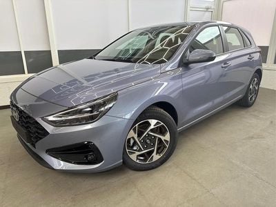 Silber Neu 2025 Hyundai i30 Style Limousine | € 24.389 (Fairer Preis)