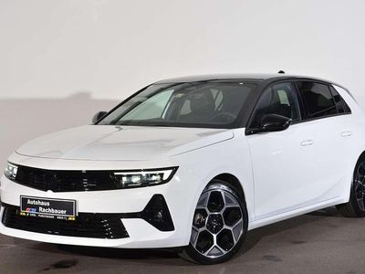 Weiß Gebraucht 2024 Opel Astra Limousine | € 32.600