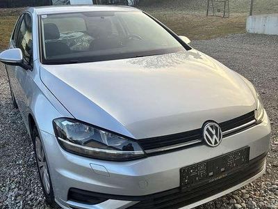 Gebraucht 2018 VW Golf VII Comfortline Limousine | € 12.000